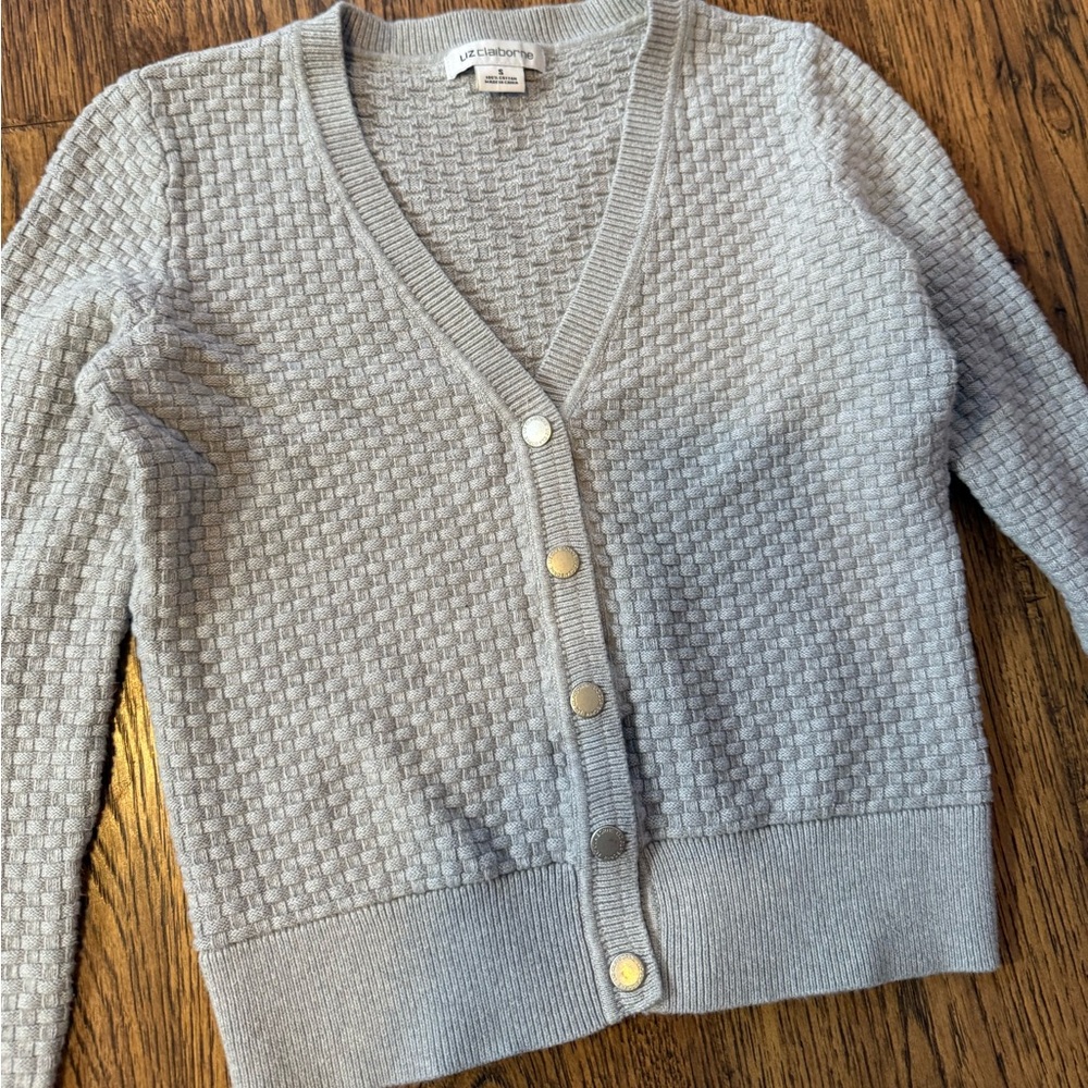 Grey cardigan V-neck Liz Claiborne size small - Picture 2 of 4
